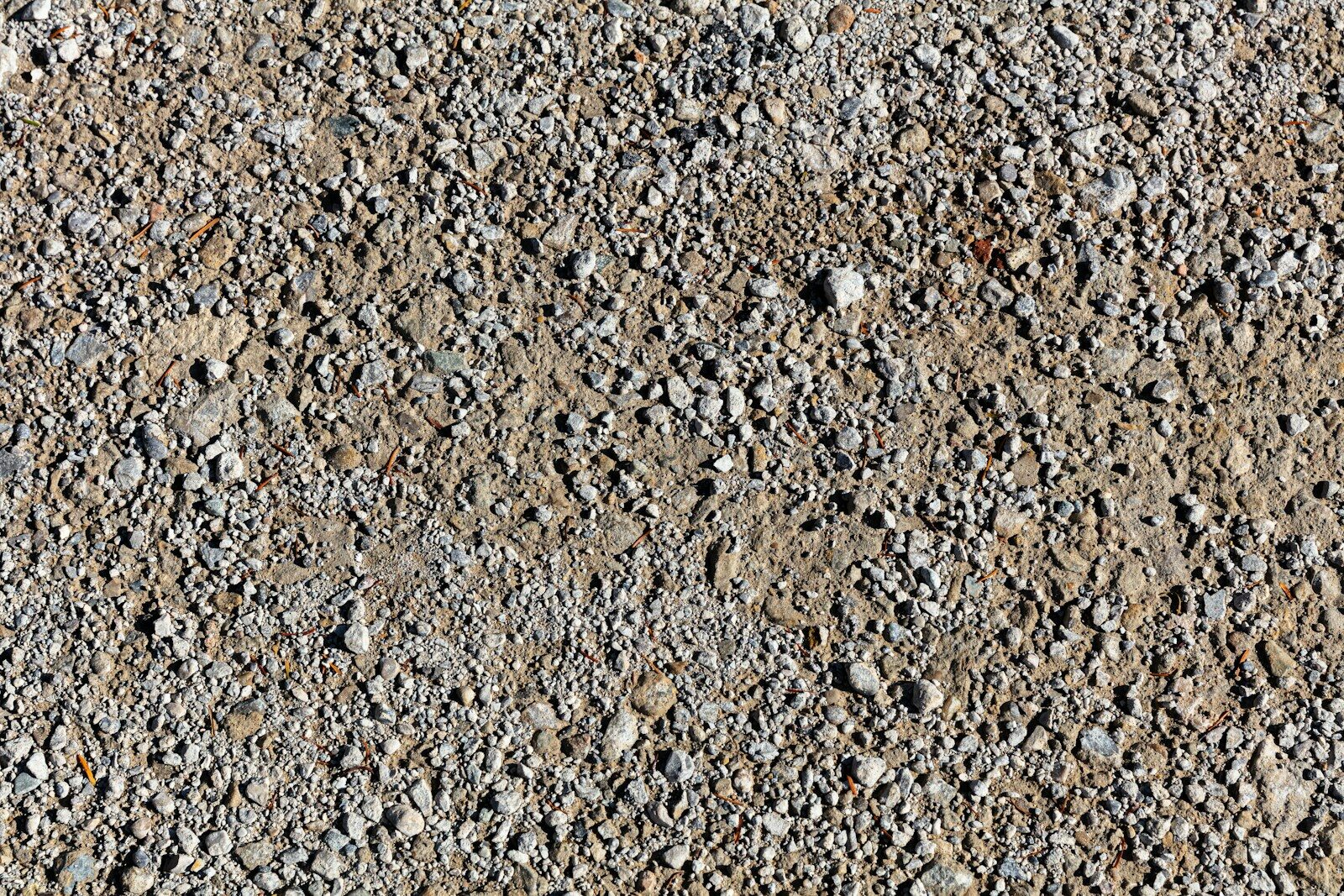brown and gray stone fragments